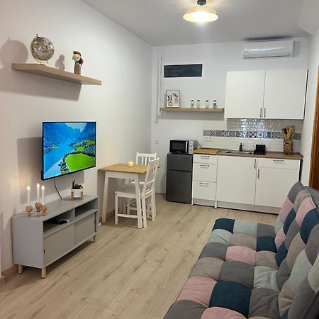 Loft La Casa De Lola Apartment Caleta De Velez Bagian luar foto